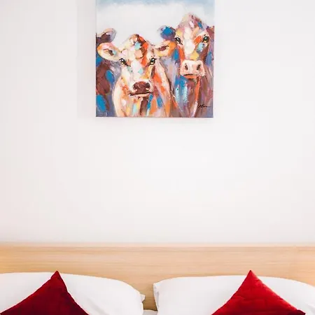 Hotel-restaurant La Croix D’or Hotel *