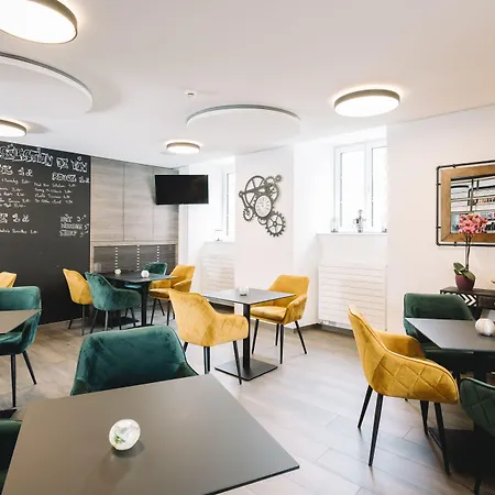 מלון Hotel-restaurant La Croix D'or