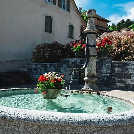 Hotel-restaurant La Croix D’or Hotel *