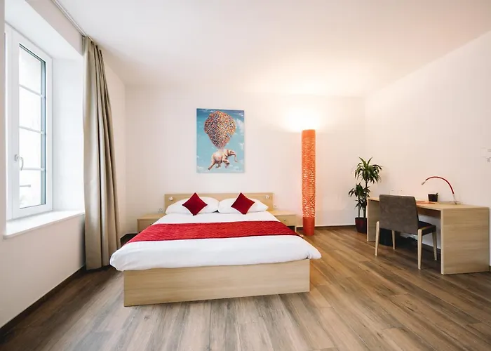 Hotel-restaurant La Croix D'or Hotel Ballaigues