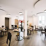 Hotel-restaurant La Croix D'or Hotel Ballaigues